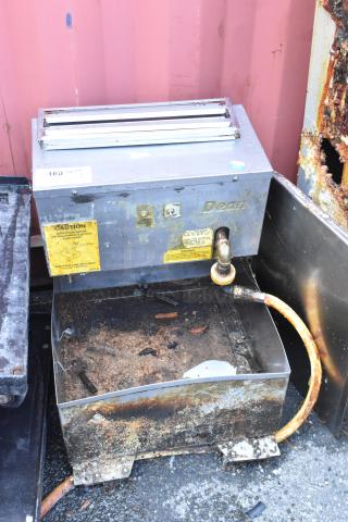 Dean Stainless Steel Commercial Fryer Oil Filtration System. - Item #1195059