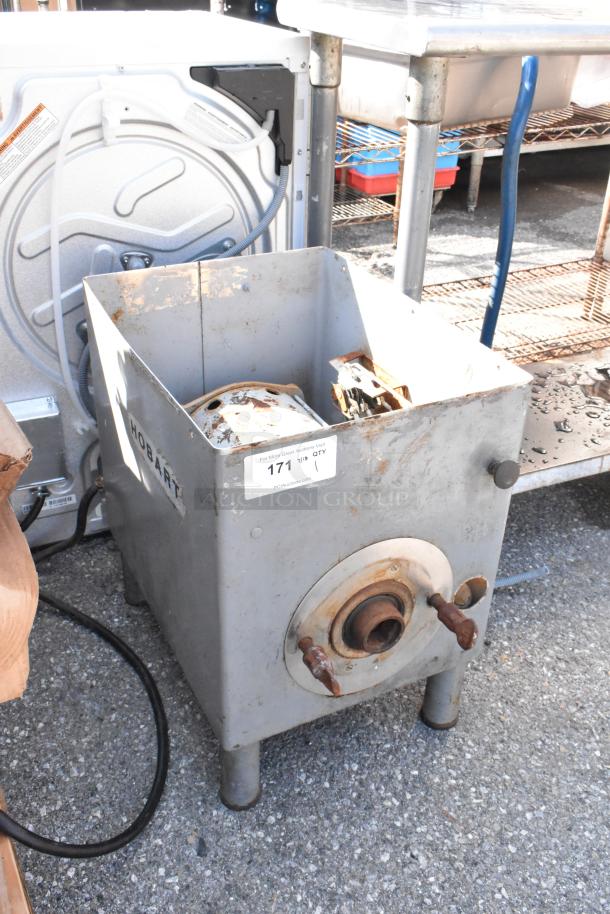 Hobart 4632 Metal Commercial Meat Grinder. 208 Volts, 3 Phase. - Image 3 of 7