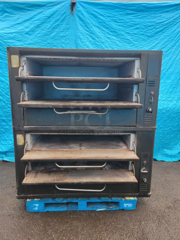 AMAZING! BLODGETT DOUBLE DECK OVEN - Image 2 of 3