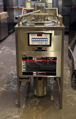 AWESOME! Wells WFPE-68KFC Pressure Fryer