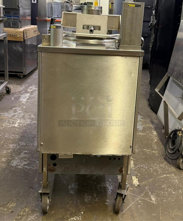 AWESOME! Wells WFPE-68KFC Pressure Fryer - Image 4 of 5