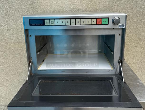 AMAZING! Panasonic NE-2180 Sonic Steamer Commercial Microwave Oven - Image 2 of 6