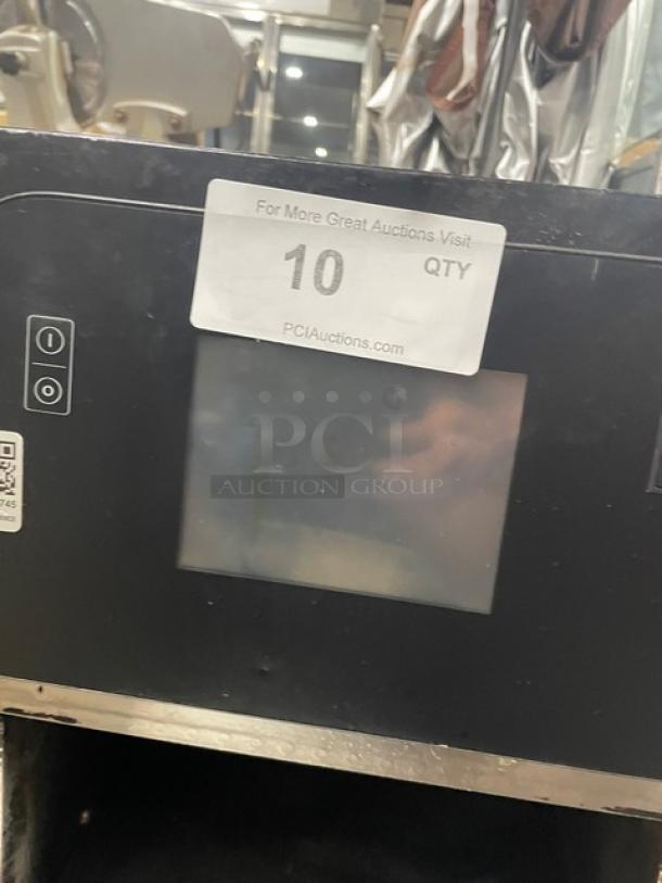 MerryChef Eikon E2S black electric rapid cook oven. 208/240V, 1 phase. Touchscreen, great condition, commercial use.