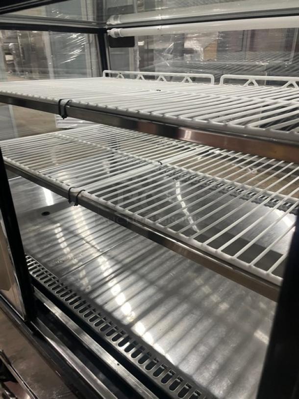 Leader CBK48SC refrigerated bakery display case, 48", stainless steel, straight glass, 2018 model, excellent condition.