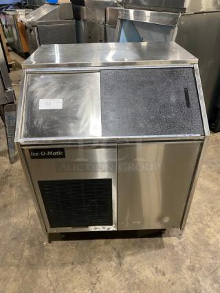 Ice-O-Matic Commercial Stainless Steel Electric Powered Air-Cooled Flake Style Ice Making Machine/Bin Combo! With Sliding Top Lid! Model: EF250A32S SN: 09091280012177! 115V 1 Phase! On Legs! - Item #1196323