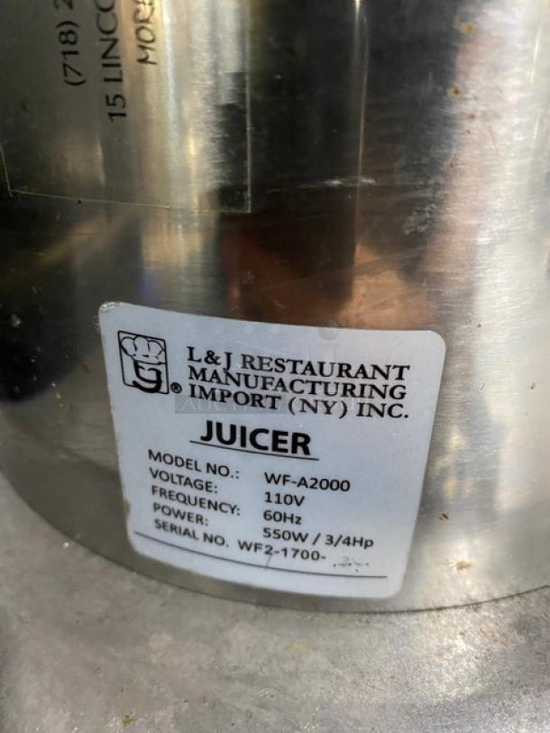 L&J Stainless Steel Electric Juice Extractor, Model WF-A2000. Features 110V, 550W power. Serial number WF2-1700.