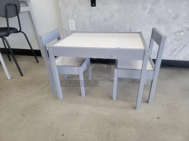 Baby Relax Percy 3-piece kiddy table set; includes table and two chairs. Light gray finish, minimal wear, ideal for kids' areas.