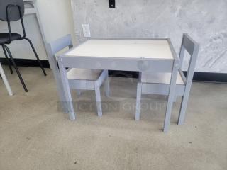 Baby Relax Percy 3-piece kiddy table set; includes table and two chairs. Light gray finish, minimal wear, ideal for kids' areas.