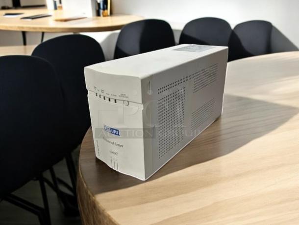 Opti-UPS ES1500C 980W 1400VA uninterruptible power supply in great condition, 8-outlet, line interactive.