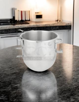 Hobart OEM 12Qt stainless steel bowl, model HL-12, in great condition, tested and fully functional, with secure handles.