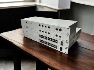 Ubiquiti UniFi USG-PRO4 and US-24-250W in excellent condition, fully tested. Features 24-port configuration.