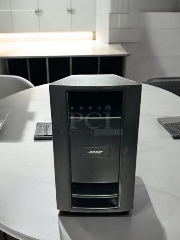 Bose PS18 III Powered Speaker System in awesome condition, fully tested and working, featuring logo on the front.