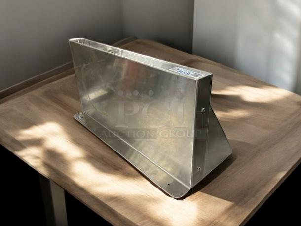 GSW W1224 24” stainless steel wall mount shelf, in excellent condition. Features mounting holes; fully tested.