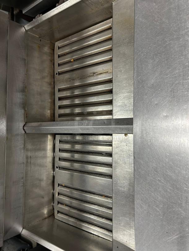 Dean by Frymaster SCFHD260G gas fryer interior with two 80 lb. capacity tanks, stainless steel, tested and working condition.