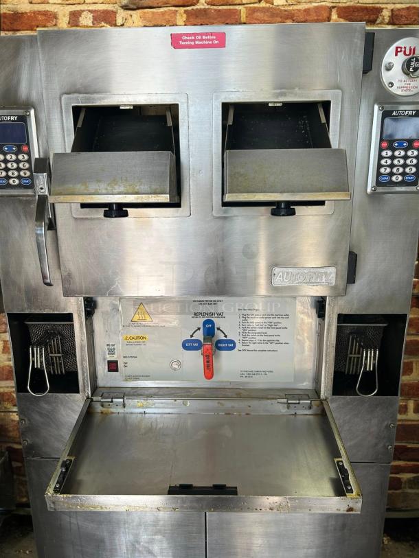AutoFry MTI-40E ventless fryer, double basket, 6.0 gal capacity, stainless steel, tested, clean, 208/240V, 1 Phase.