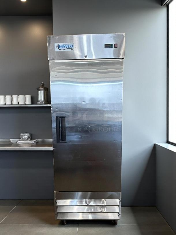 Avantco 178A19FHC 29" solid door reach-in freezer in good condition, tested and working, stainless steel with logo.