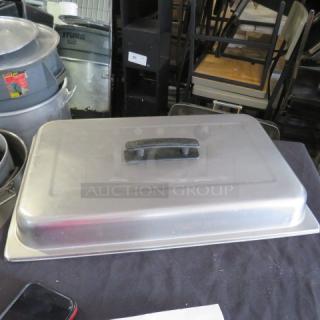 Full-size chafer lid with handle, silver, used condition. Ideal for catering or buffet service. Model 4XBID.