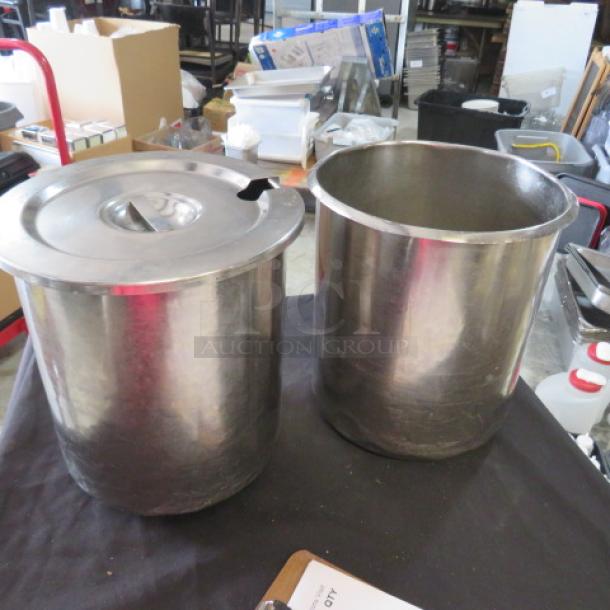 Stainless steel bain marie with one lid, model 2XBID, in good condition, used for food warming and storage.