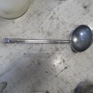 12oz stainless steel ladle, long handle, lightly used condition. Ideal for serving soups and stews. Marked 5XBID.