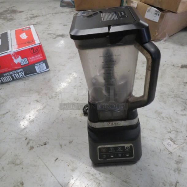 Ninja Pro Blender BW Series 30, 1000 Watt, 115 Volt. Black base, clear pitcher, control panel with buttons. Used condition.