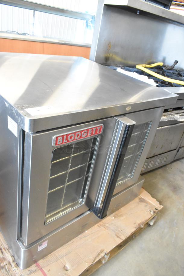 2024 Blodgett Zephaire-200-G stainless steel bakery depth convection oven, propane, 60,000 BTU, view-through doors.