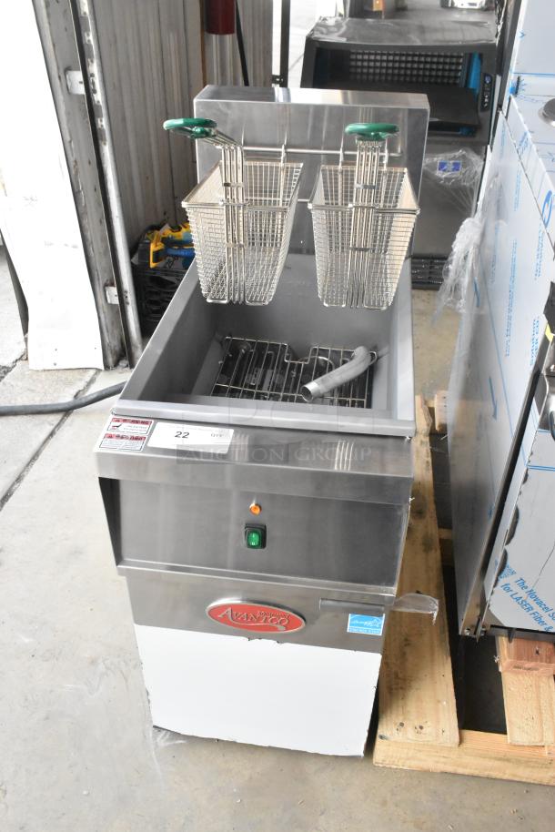 Brand new Avantco 177EF40B stainless steel electric fryer with two baskets. Scratch and dent condition. 208V, 1-phase.