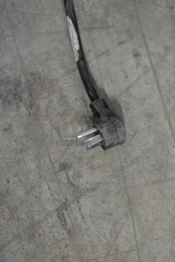 Power cord for True T-35 Stainless Steel Commercial 2 Door Reach In Cooler, 115 Volts, 1 Phase.