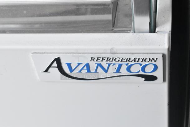 Avantco 193HAC28W white horizontal air curtain merchandiser, brand new scratch and dent, 28", 115V, with 1 shelf and LED lighting.