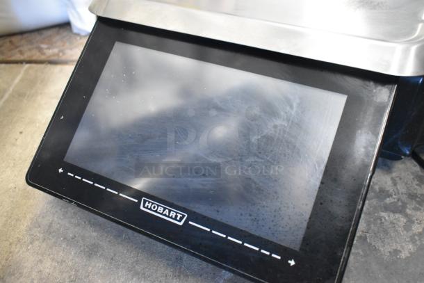 Hobart HTi Metal Countertop Food Scale, touchscreen, 120/208-240V, 1 Phase, black finish, commercial use.