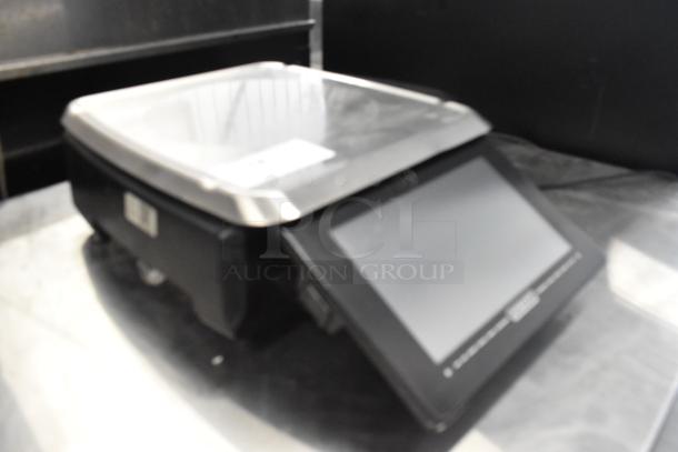 2016 Hobart HTi metal commercial countertop food portioning scale, digital display, 120/208-240V, 1 Phase.