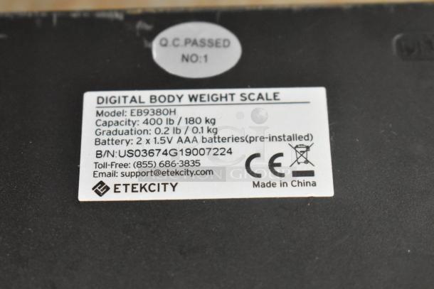 Etekcity EB9380H Scale label, 400 lb/180 kg capacity, 0.2 lb/0.1 kg graduation, 2x AAA batteries, made in China.