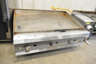 2023 CPG 351GMCPG36NL stainless steel countertop natural gas flat top griddle, 90,000 BTU, used condition.