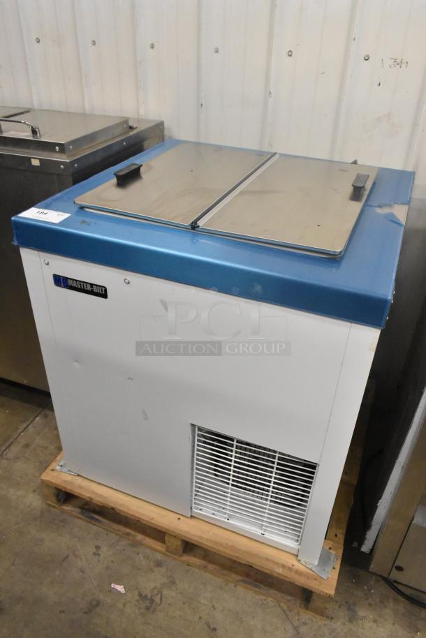 Brand new 2022 Master-Bilt DC-4D commercial chest freezer. Metal body, 115 volts, 1 phase. Unused condition.