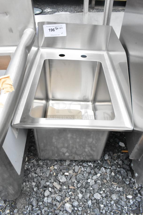 BRAND NEW Lakeside stainless steel single bay sink, scratch and dent condition, no legs, visible auction label.
