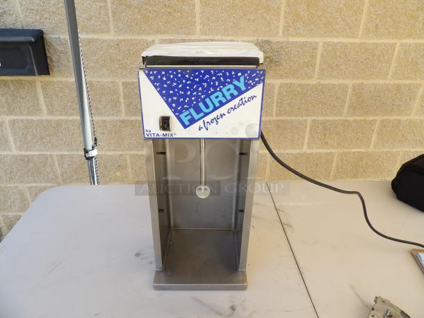 Vita Mix Flurry Mixer VM-0800, 120V, powers on, stainless steel, front control panel with "Flurry" branding.