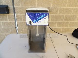 Vita Mix Flurry Mixer, 120 V, powers On - Item #1200311