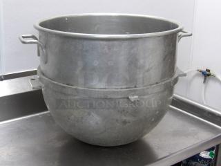 Stainless steel Hobart 80 quart mixing bowl with handles, in used condition. Ideal for commercial kitchen use.