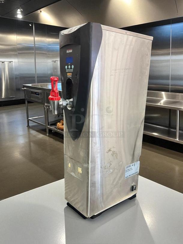 BUNN H5E Hot Water Dispenser, 120V/1800W, superb condition, NSF & UL certified, tested and working, stainless steel finish.