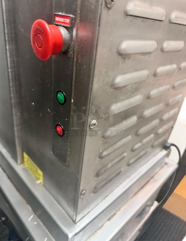 Somerset SDR-400 Dough Rounder, stainless steel with emergency stop button, excellent condition, 110V, fully tested.