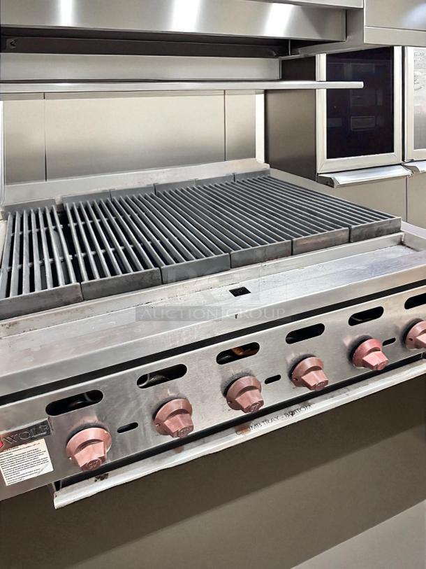 Wolf commercial gas charbroiler with 6 burners, natural gas, stainless steel, tested, excellent condition, Wolf Range Co.