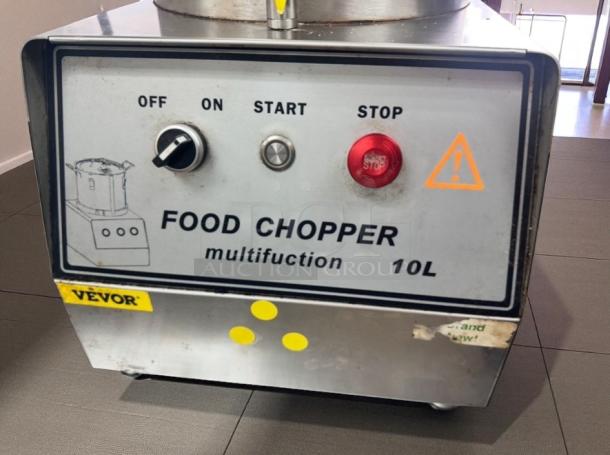 VEVOR MP-FC310 10L food chopper, 1100W, stainless steel, top-tier condition. Control panel with start/stop functions.