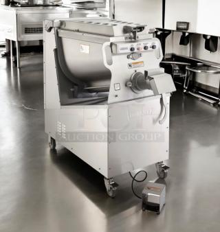 Hobart MG1532 mixer grinder, 150 lb. capacity, 208V/3Ph, foot pedal, excellent condition, fully tested and working.