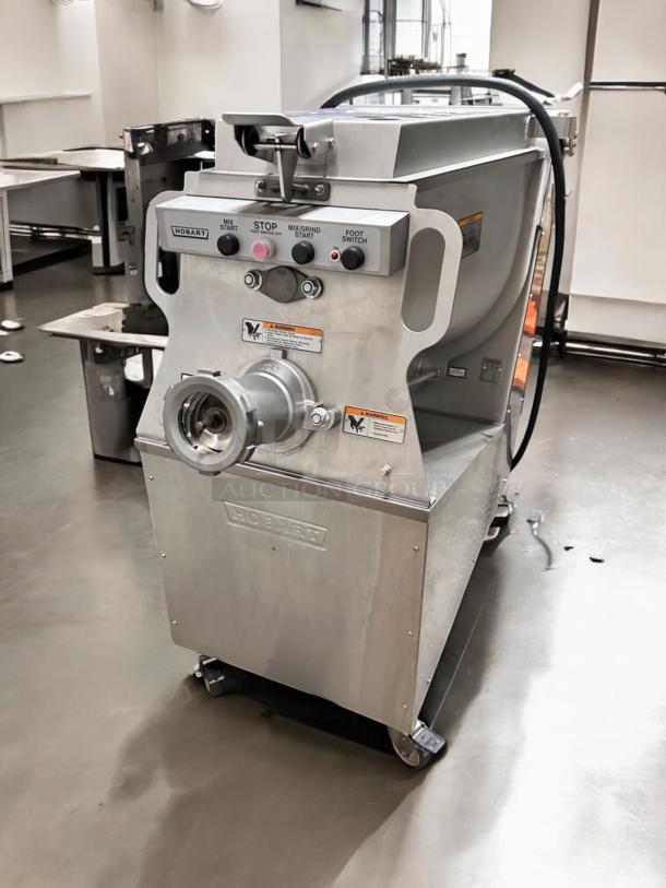 Hobart MG1532 Mixer Grinder, 150 lb. capacity, excellent condition, 208V/3Ph, foot pedal, tested and fully operational.