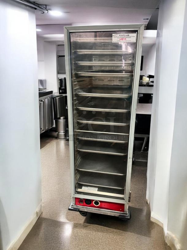 Avantco HEAT1836 mobile heating cabinet, full size, excellent condition, 120V, tested working, red control panel, clear door.