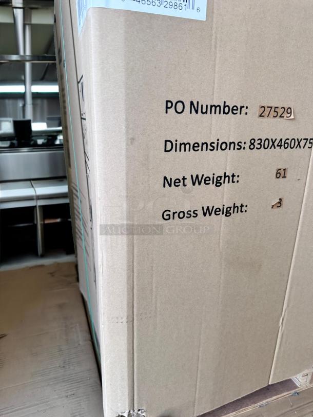 Brand new Black Diamond BDGF-ES35/NG gas fryer, factory sealed. Energy Star certified, 35 lb capacity, natural gas. Box shows dimensions 830x460x750.