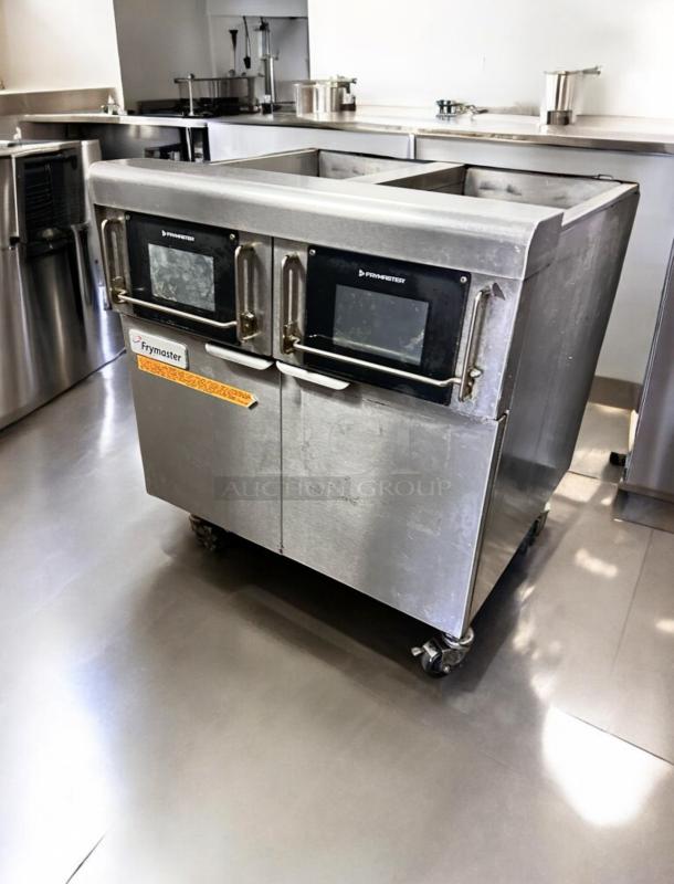 Frymaster FPGL230CA 2-bay gas fryer with SMART4U touchscreen, superb condition, natural gas, fully tested.