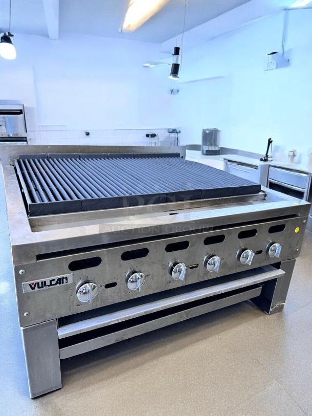 Pristine Vulcan VCCB72 72" gas charbroiler with 6 burners, natural gas, fully tested, silver finish, excellent condition.