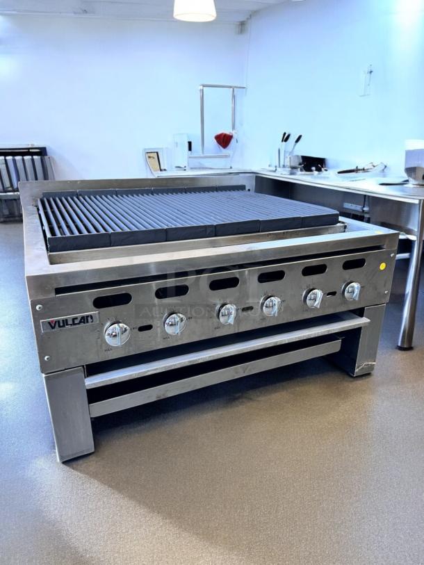 Pristine Vulcan VCCB72 72" Gas Charbroiler with 6 burners, natural gas, fully tested, excellent condition, stainless steel.