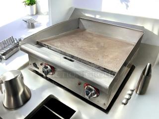 Star Max 624TF 24" manual gas griddle, countertop flat top grill in top-tier condition. Features durable controls, fully tested.