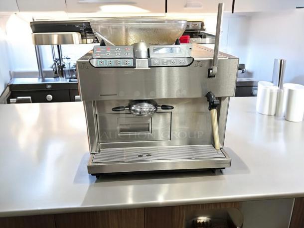 La Marzocco GB5 AV 1-Group Espresso Machine, excellent condition, dual boiler, fully tested, stainless steel finish.
